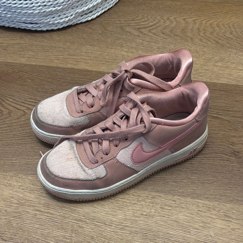 Nike Airforce pink Sneakers